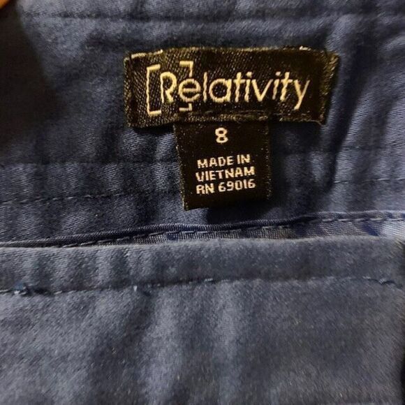 RELATIVITY SIZE 8 BLUE CASUAL PANTS NWT - Picture 5 of 5